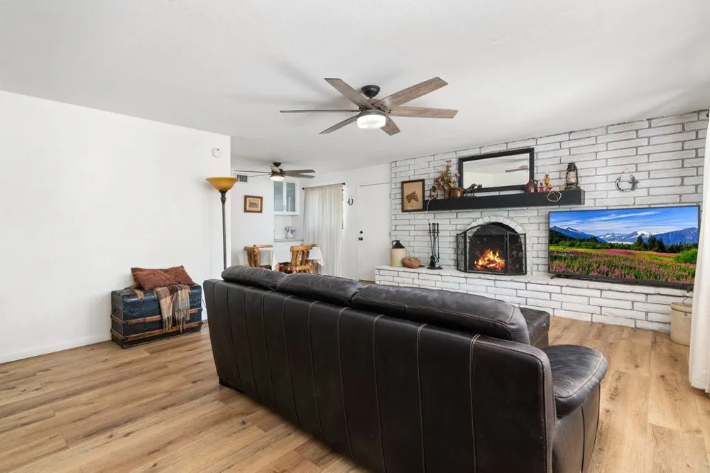 22744 Rolling Meadows Perris, CA 92570