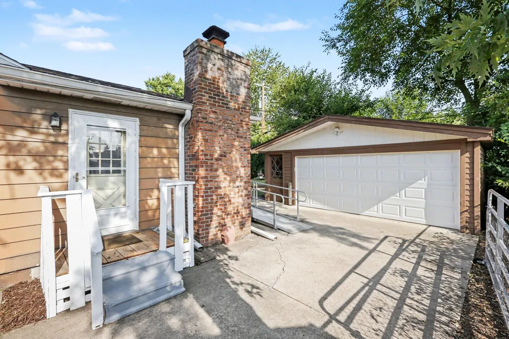 1301 Duncan Avenue Ypsilanti, MI 48198