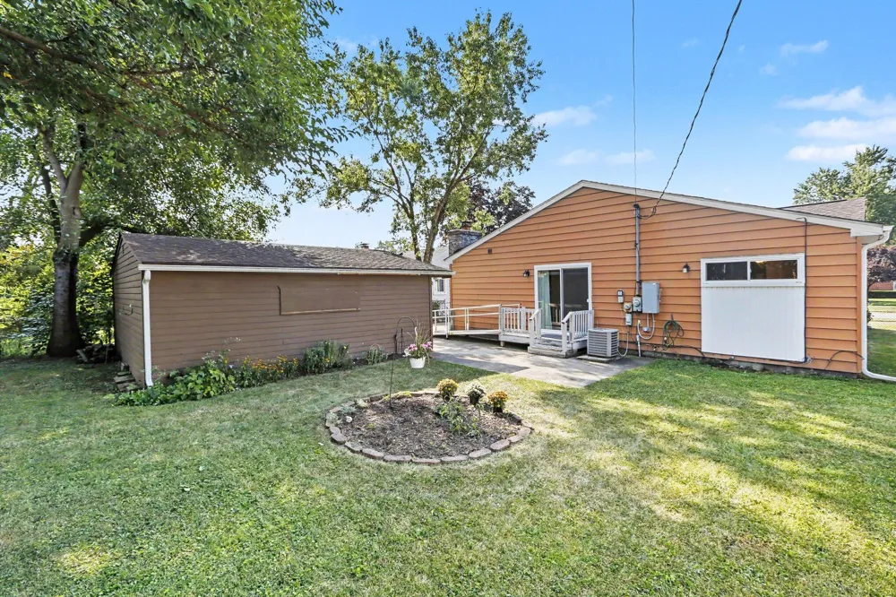 1301 Duncan Avenue Ypsilanti, MI 48198