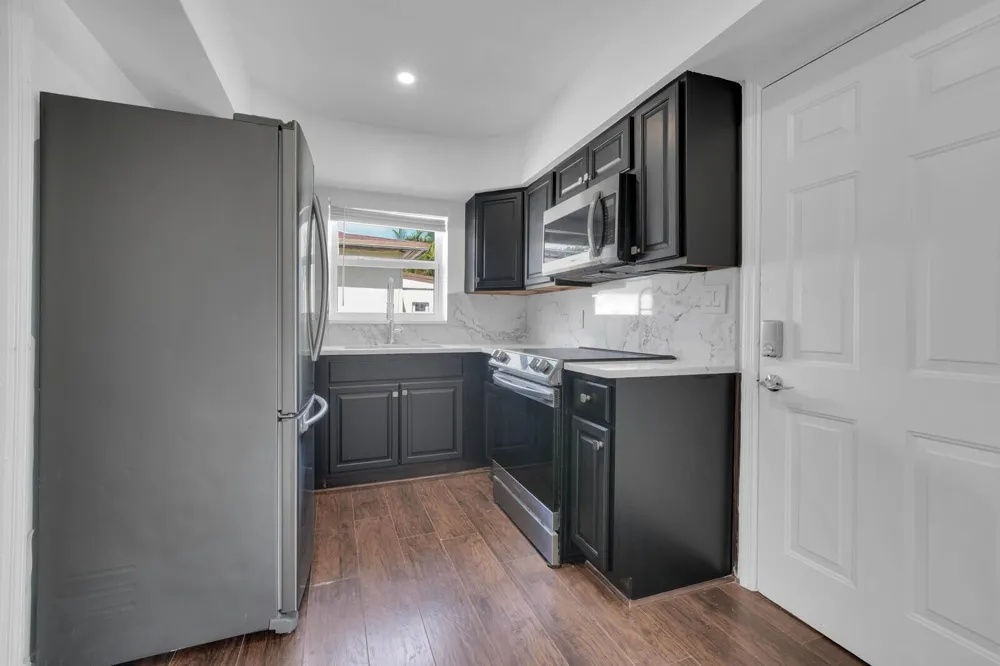 2517 Rodman Street Hollywood, FL 33020