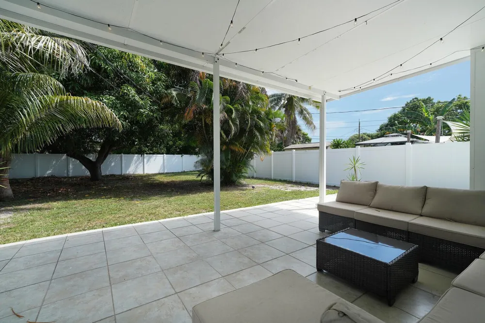 2517 Rodman Street Hollywood, FL 33020