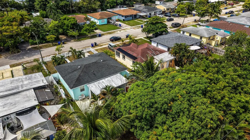 2517 Rodman Street Hollywood, FL 33020