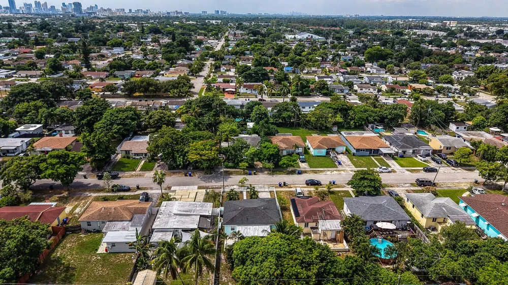 2517 Rodman Street Hollywood, FL 33020