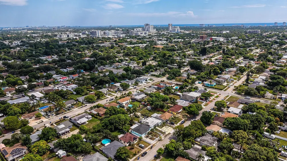 2517 Rodman Street Hollywood, FL 33020