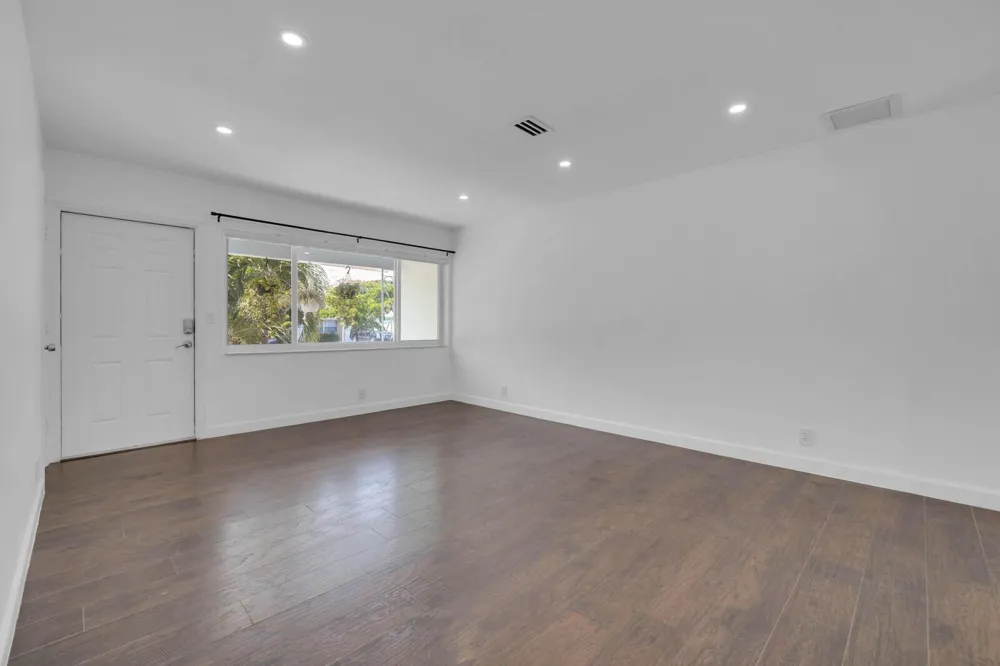 2517 Rodman Street Hollywood, FL 33020