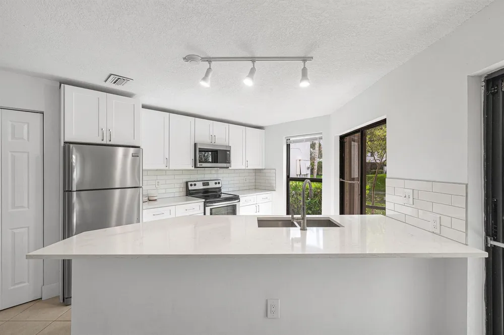 439 NW 36TH AVENUE Deerfield Beach, FL 33442