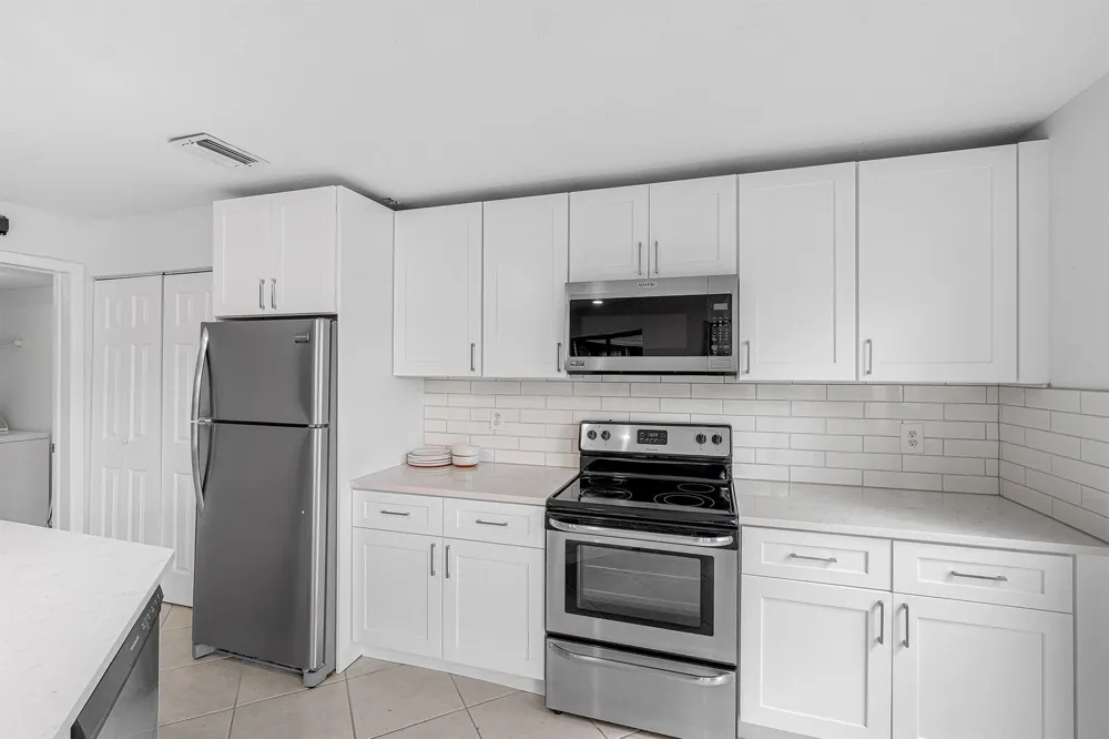 439 NW 36TH AVENUE Deerfield Beach, FL 33442
