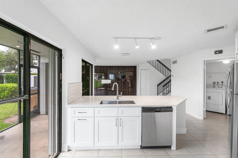 439 NW 36TH AVENUE Deerfield Beach, FL 33442