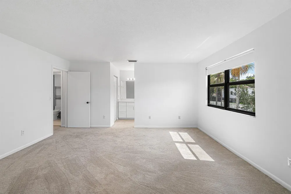 439 NW 36TH AVENUE Deerfield Beach, FL 33442