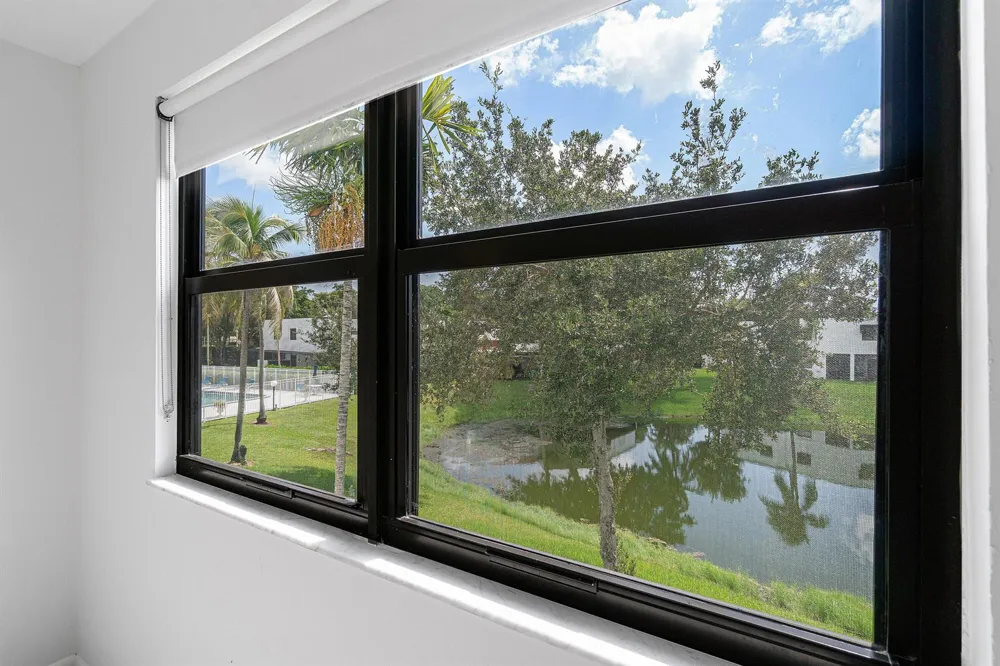 439 NW 36TH AVENUE Deerfield Beach, FL 33442