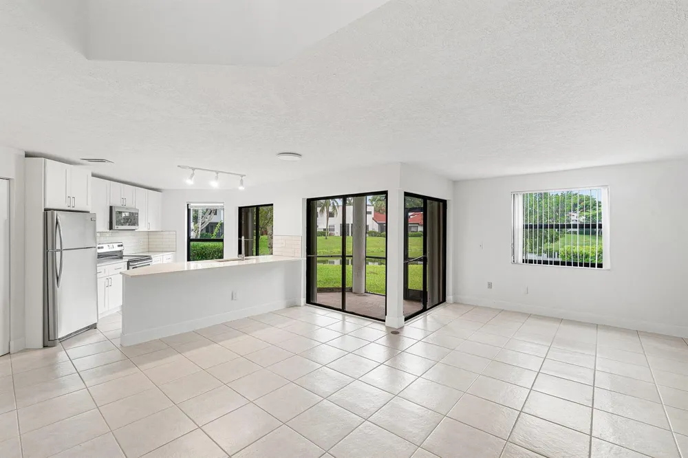 439 NW 36TH AVENUE Deerfield Beach, FL 33442
