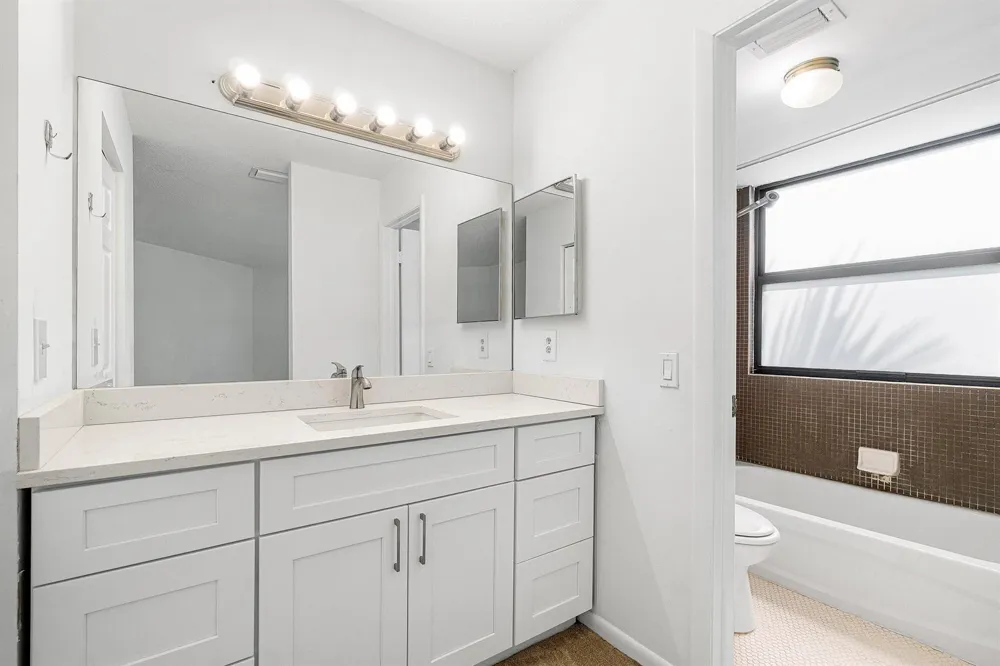 439 NW 36TH AVENUE Deerfield Beach, FL 33442