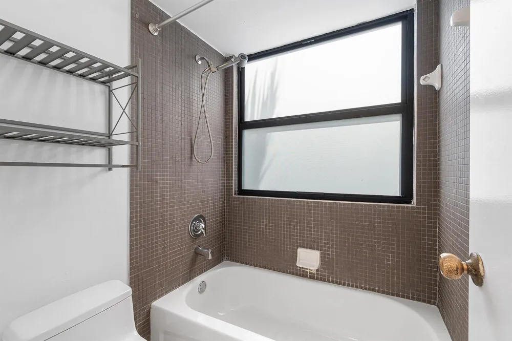 439 NW 36TH AVENUE Deerfield Beach, FL 33442