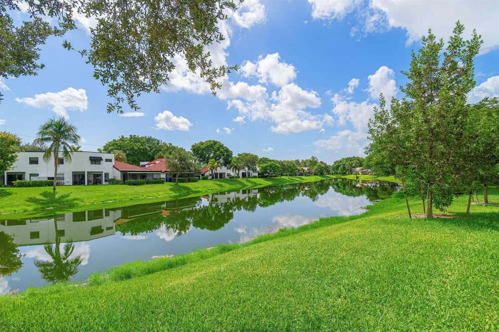 439 NW 36TH AVENUE Deerfield Beach, FL 33442
