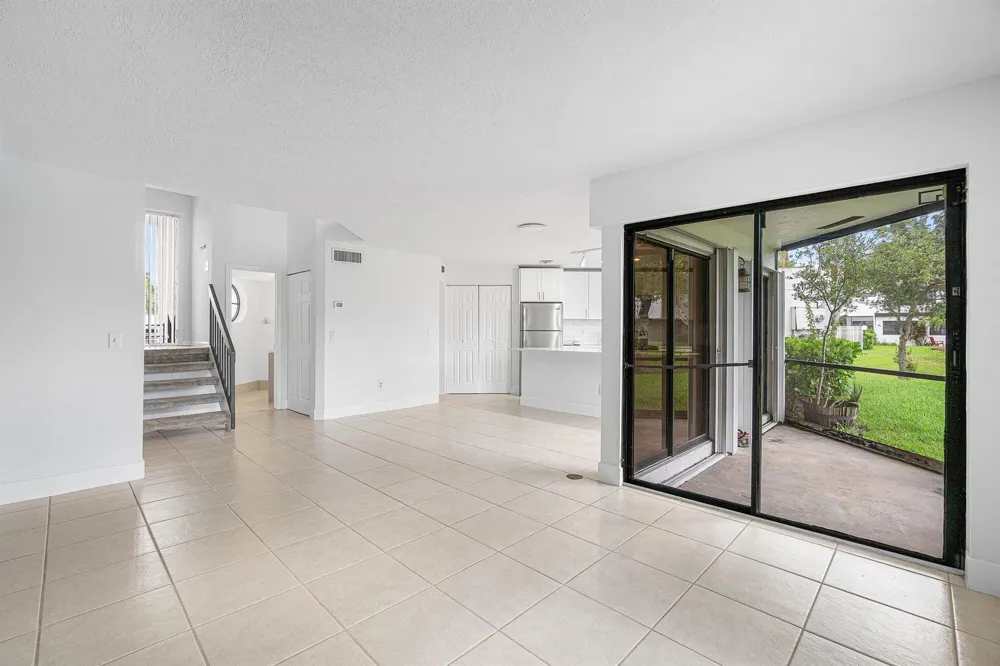 439 NW 36TH AVENUE Deerfield Beach, FL 33442
