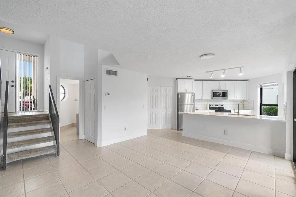 439 NW 36TH AVENUE Deerfield Beach, FL 33442