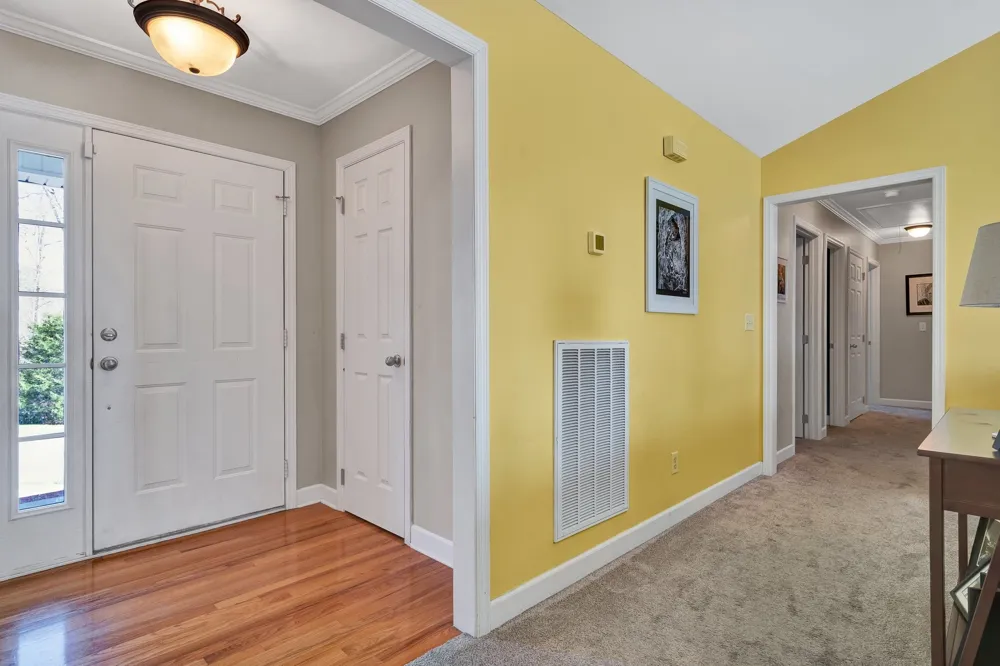 6082 Wardwell Dr Ooltewah, TN 37363