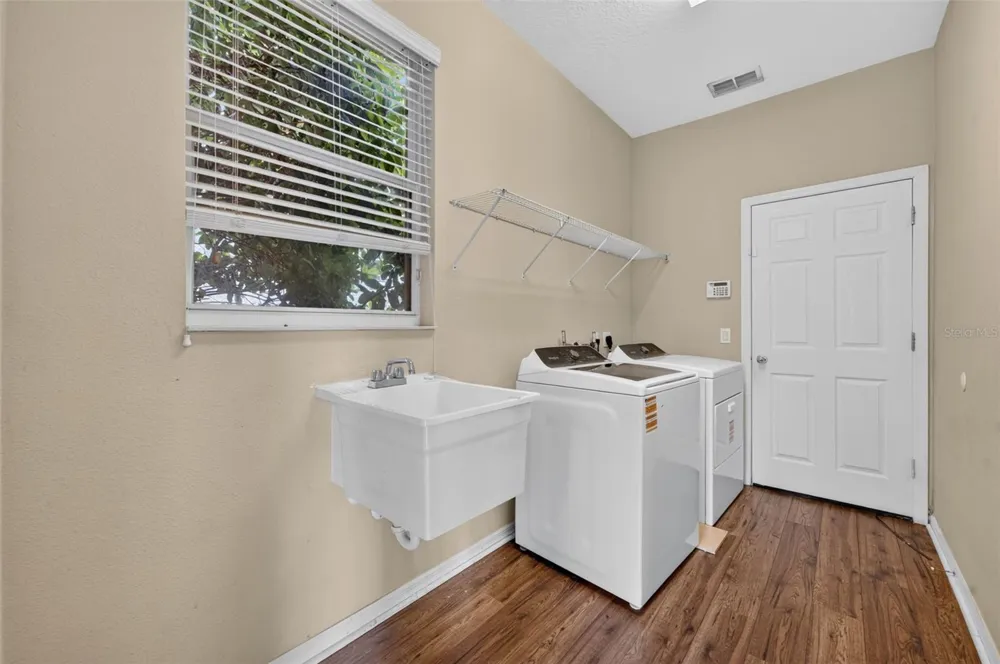 13026 MOSS PARK RIDGE DRIVE Orlando, FL 32832