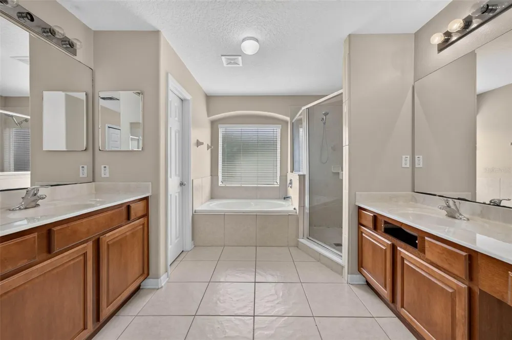 13026 MOSS PARK RIDGE DRIVE Orlando, FL 32832
