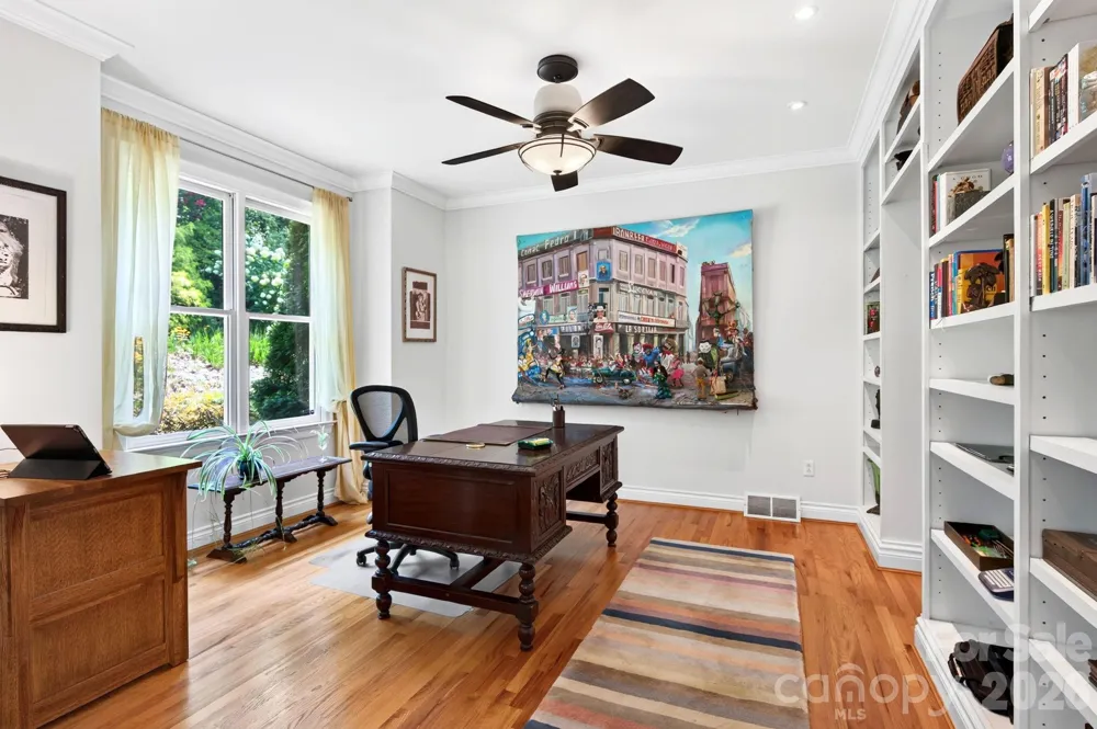 10 Blackberry Lane Asheville, NC 28804