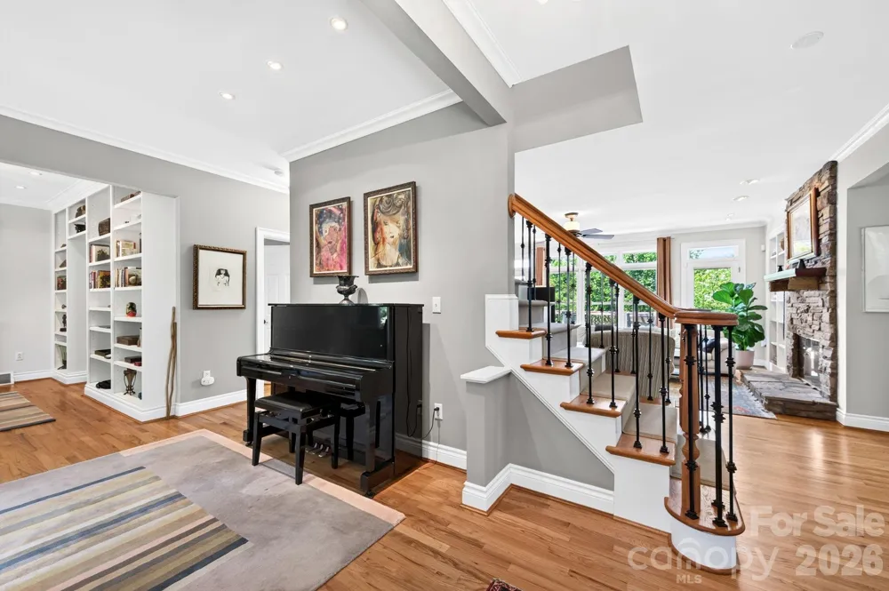 10 Blackberry Lane Asheville, NC 28804