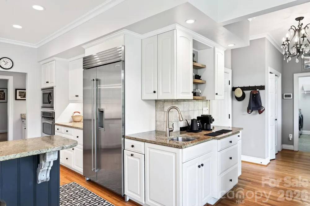 10 Blackberry Lane Asheville, NC 28804