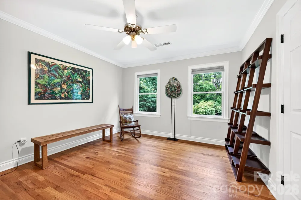 10 Blackberry Lane Asheville, NC 28804