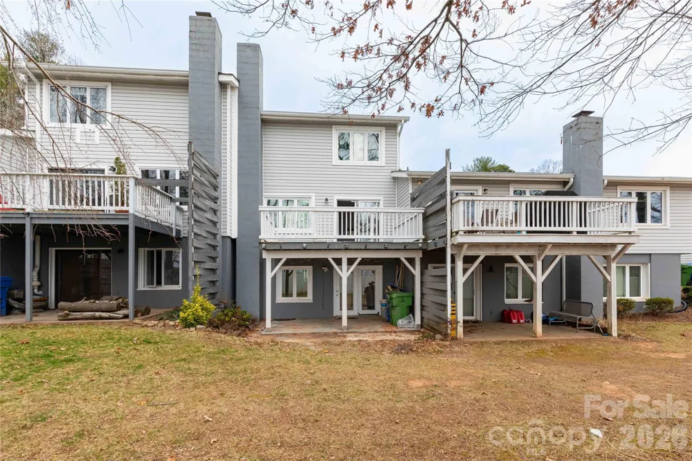 22 Hollybrook Drive Asheville, NC 28803
