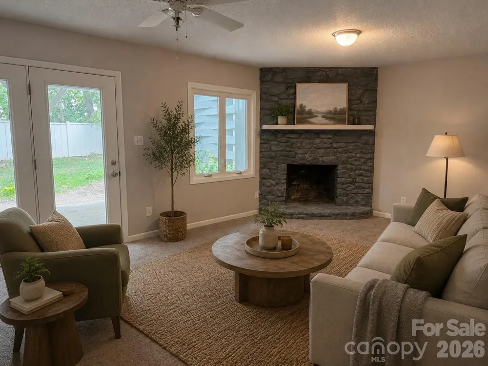 22 Hollybrook Drive Asheville, NC 28803