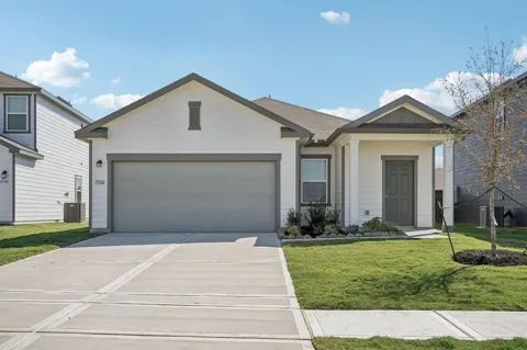 2411 Evergreen Falls Drive