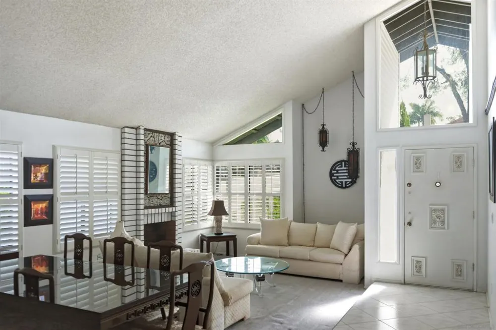 470 Jolina Way Encinitas, CA 92024