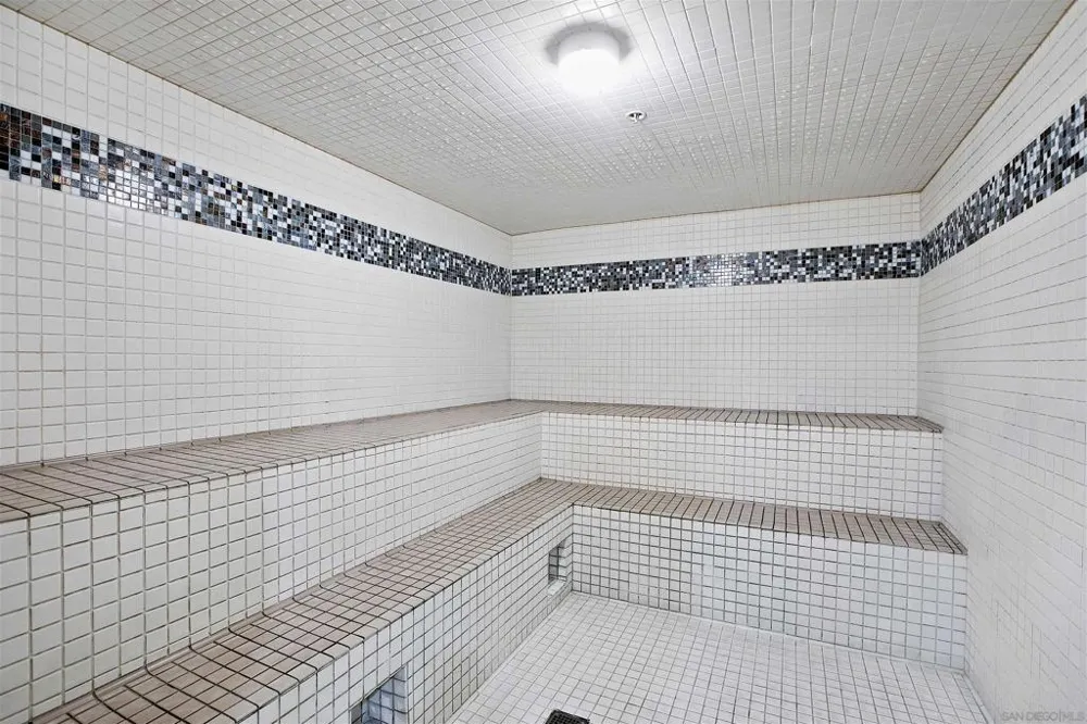 1199 Pacific Hwy. #307 San Diego, CA 92101