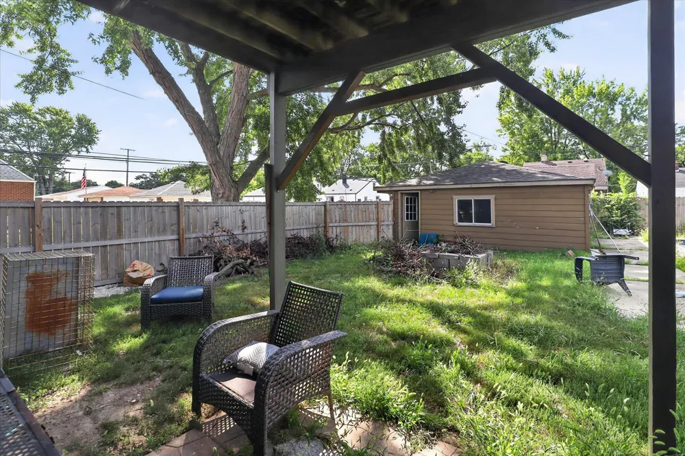 1603 Michigan Boulevard Lincoln Park, MI 48146