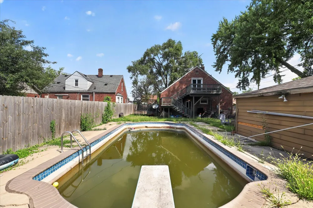 1603 Michigan Boulevard Lincoln Park, MI 48146