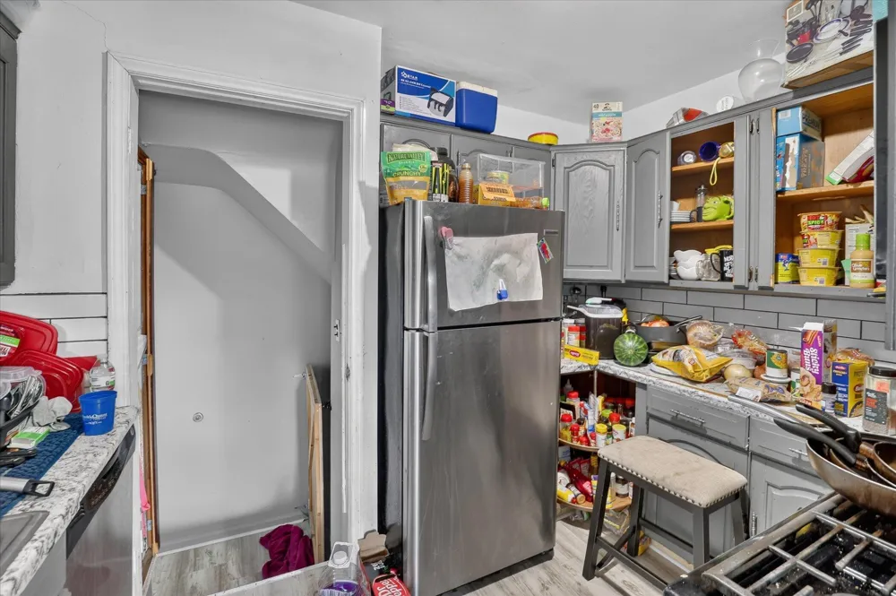 1603 Michigan Boulevard Lincoln Park, MI 48146