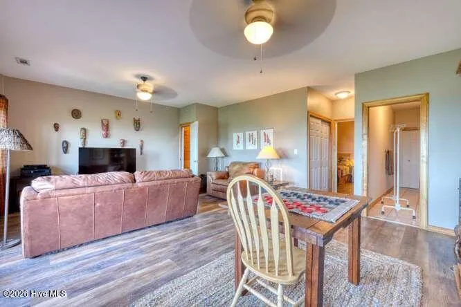 81 Grant Drive Brasstown, NC 28902