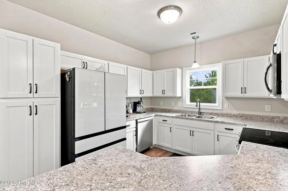 2011 Folkstone Woods Lane Holly Ridge, NC 28445