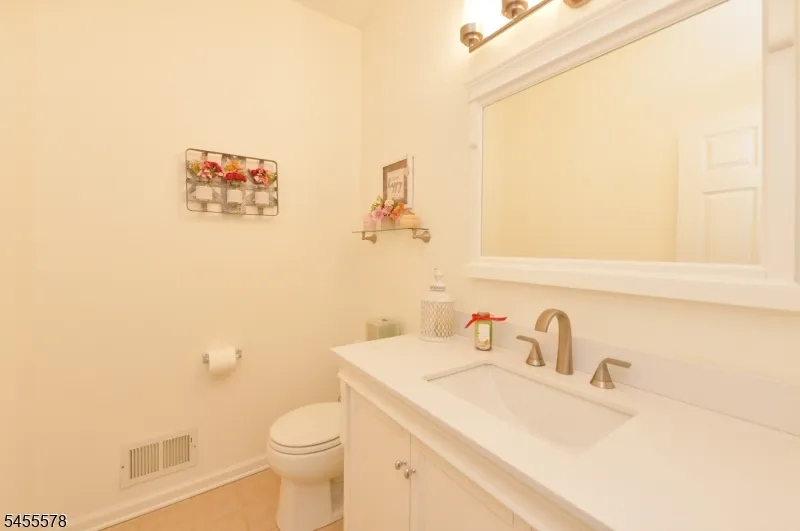 90 Summer Hill Rd #90 Unit 90 Wayne, NJ 07470