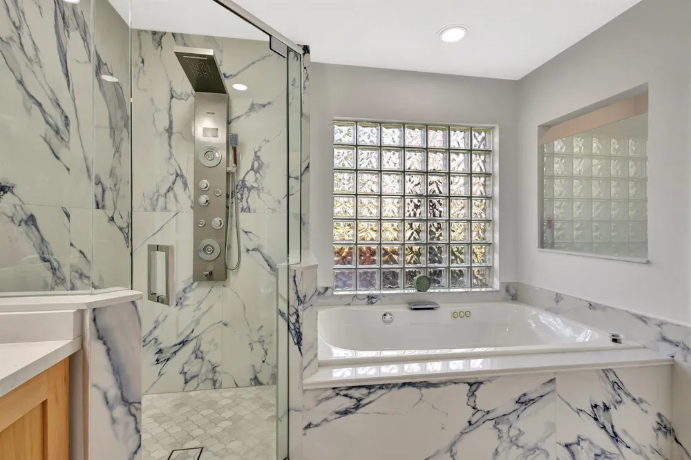 19236 BAY LEAF COURT Boca Raton, FL 33498