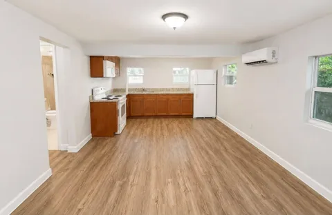 210 SW 7th Street
