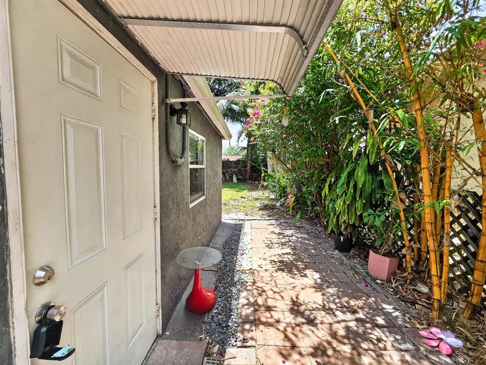 2426 NE 184TH STREET North Miami Beach, FL 33160