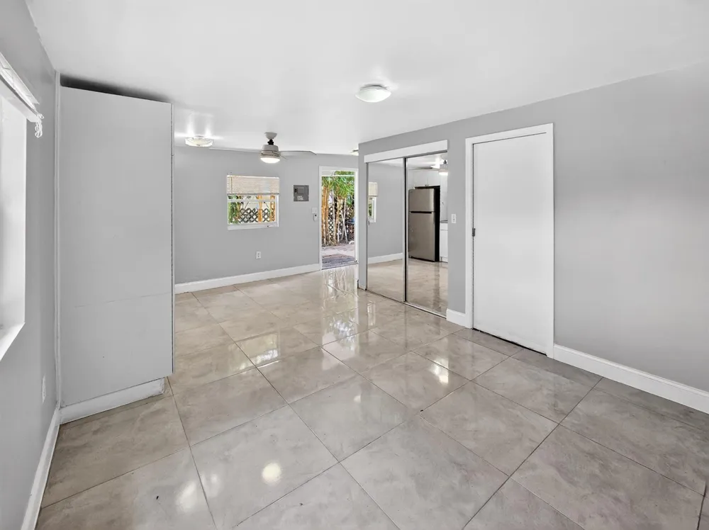 2426 NE 184TH STREET North Miami Beach, FL 33160