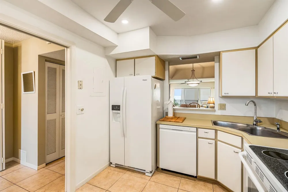 3939 OCEAN DRIVE #408C Vero Beach, FL 32963