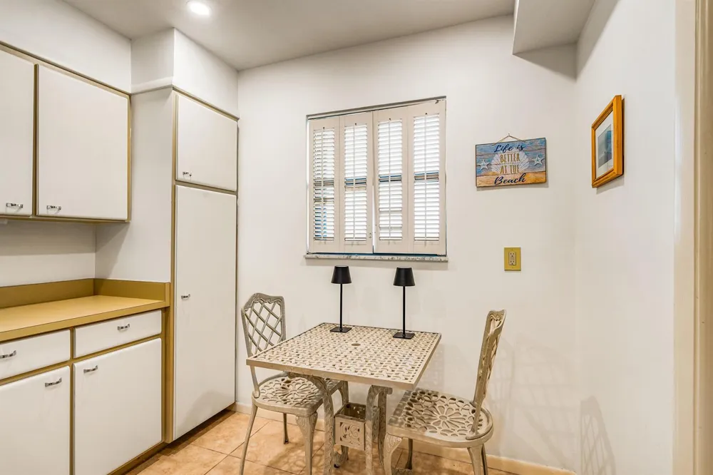 3939 OCEAN DRIVE #408C Vero Beach, FL 32963