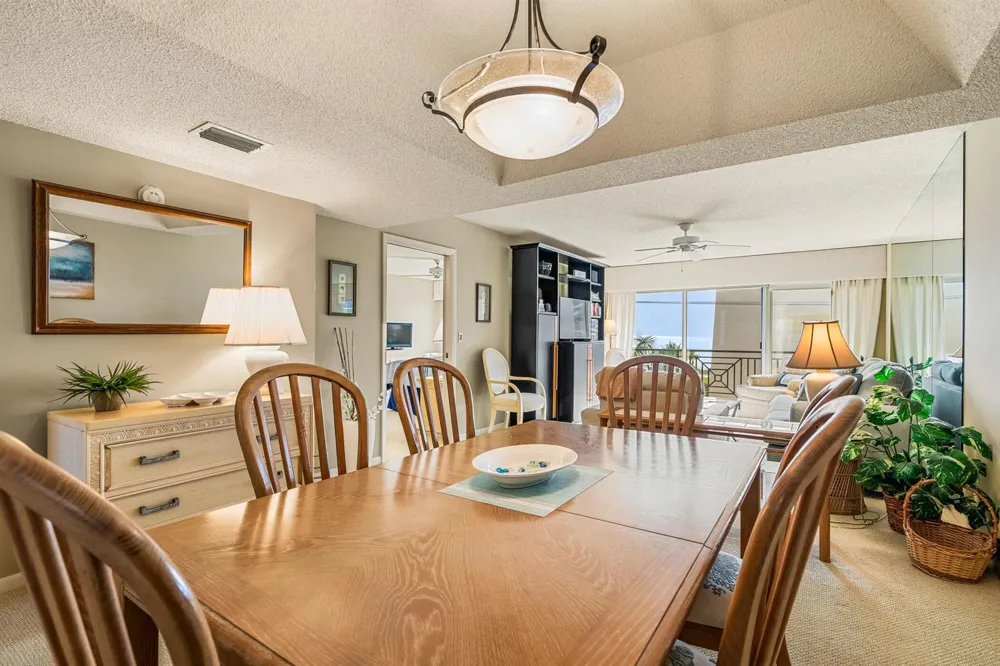 3939 OCEAN DRIVE #408C Vero Beach, FL 32963