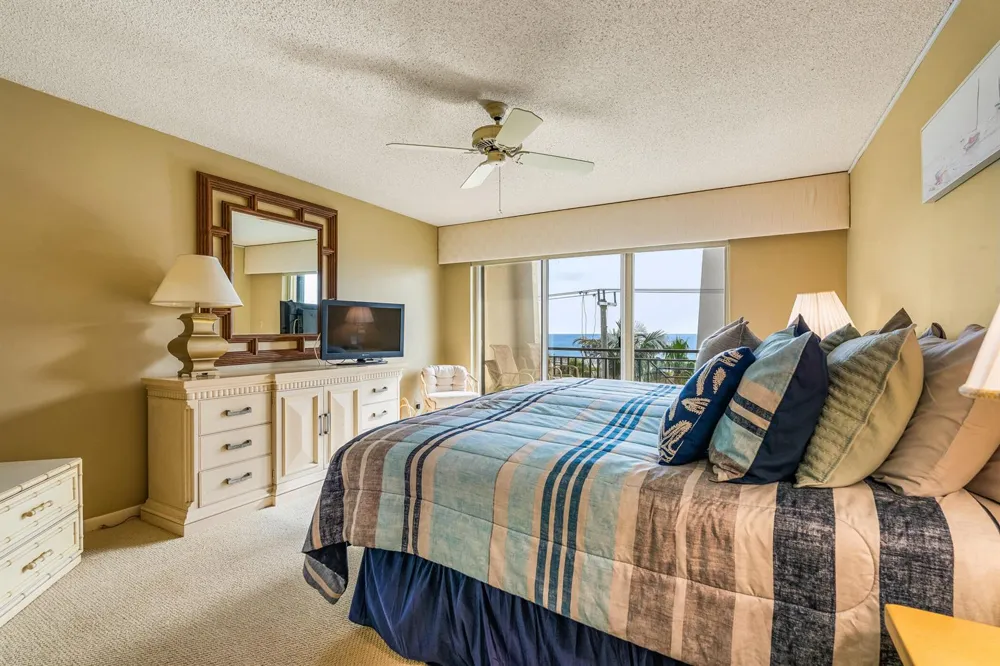 3939 OCEAN DRIVE #408C Vero Beach, FL 32963
