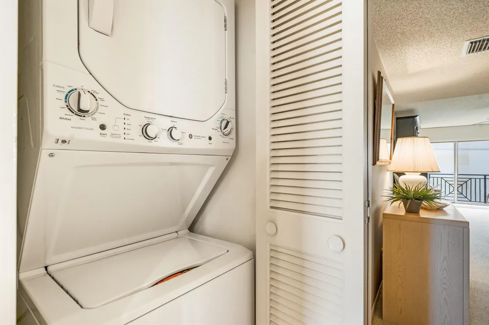 3939 OCEAN DRIVE #408C Vero Beach, FL 32963