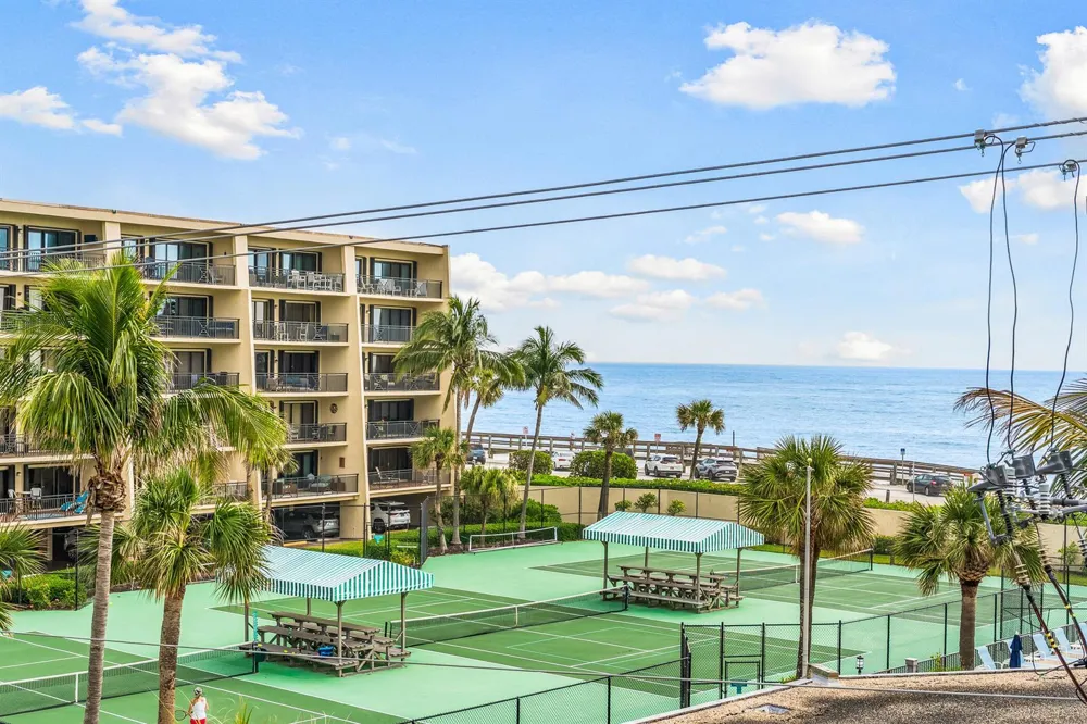 3939 OCEAN DRIVE #408C Vero Beach, FL 32963