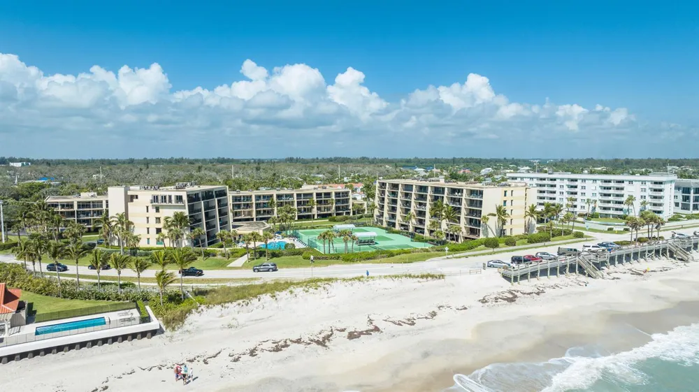 3939 OCEAN DRIVE #408C Vero Beach, FL 32963