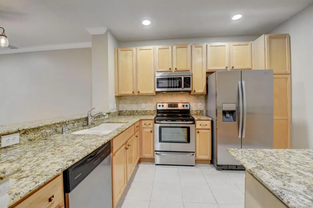 9113 Tremezzo Lane Boynton Beach, FL 33472